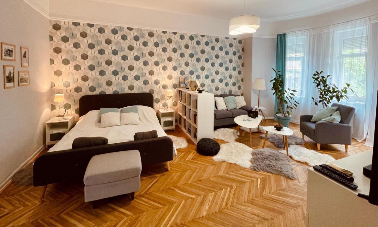 Anno Apartman Siófok Buitenkant foto